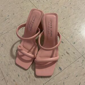 altar’d state pink heels